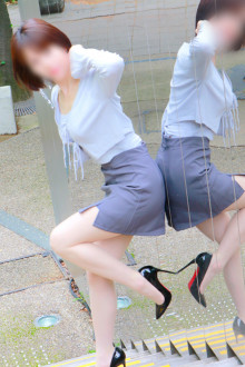 るり