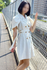 みな